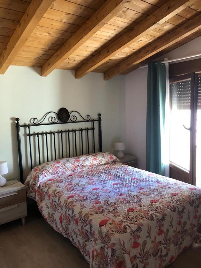 Casa Rural Los 7 Pinos De Gredos نافاريدوندا دي غريدوس المظهر الخارجي الصورة