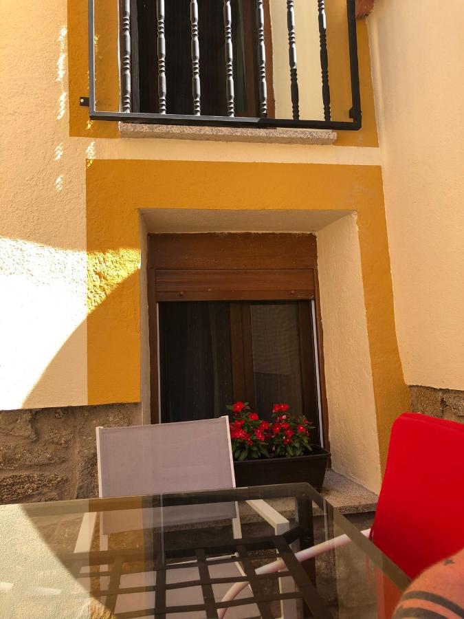 Casa Rural Los 7 Pinos De Gredos نافاريدوندا دي غريدوس المظهر الخارجي الصورة