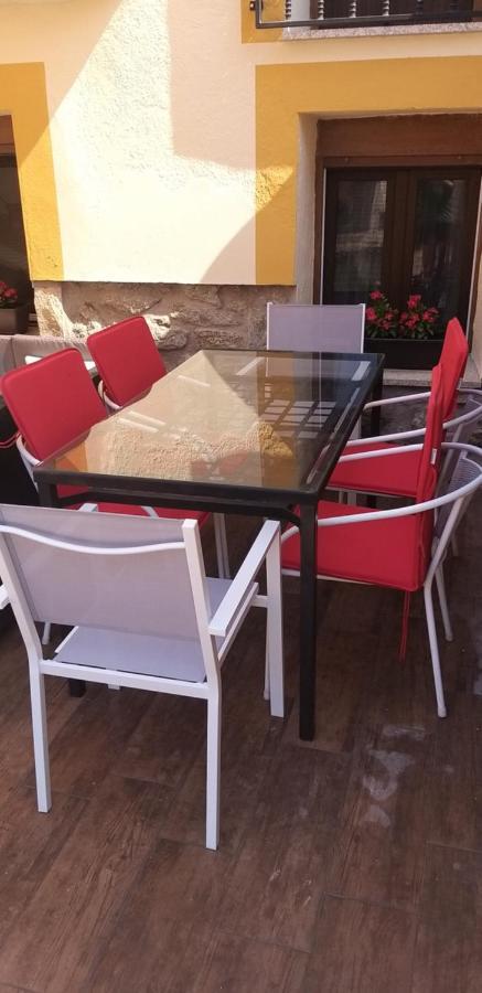 Casa Rural Los 7 Pinos De Gredos نافاريدوندا دي غريدوس المظهر الخارجي الصورة