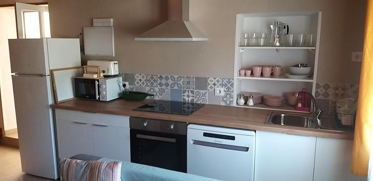 Casa Rural Los 7 Pinos De Gredos نافاريدوندا دي غريدوس المظهر الخارجي الصورة