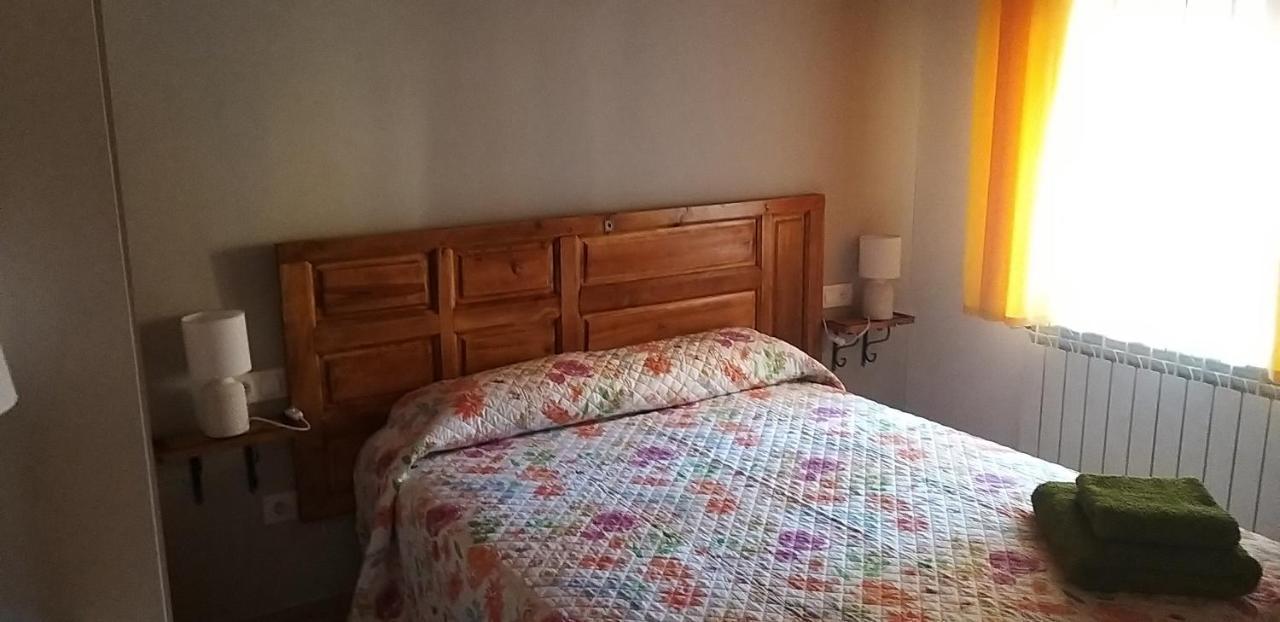 Casa Rural Los 7 Pinos De Gredos نافاريدوندا دي غريدوس المظهر الخارجي الصورة