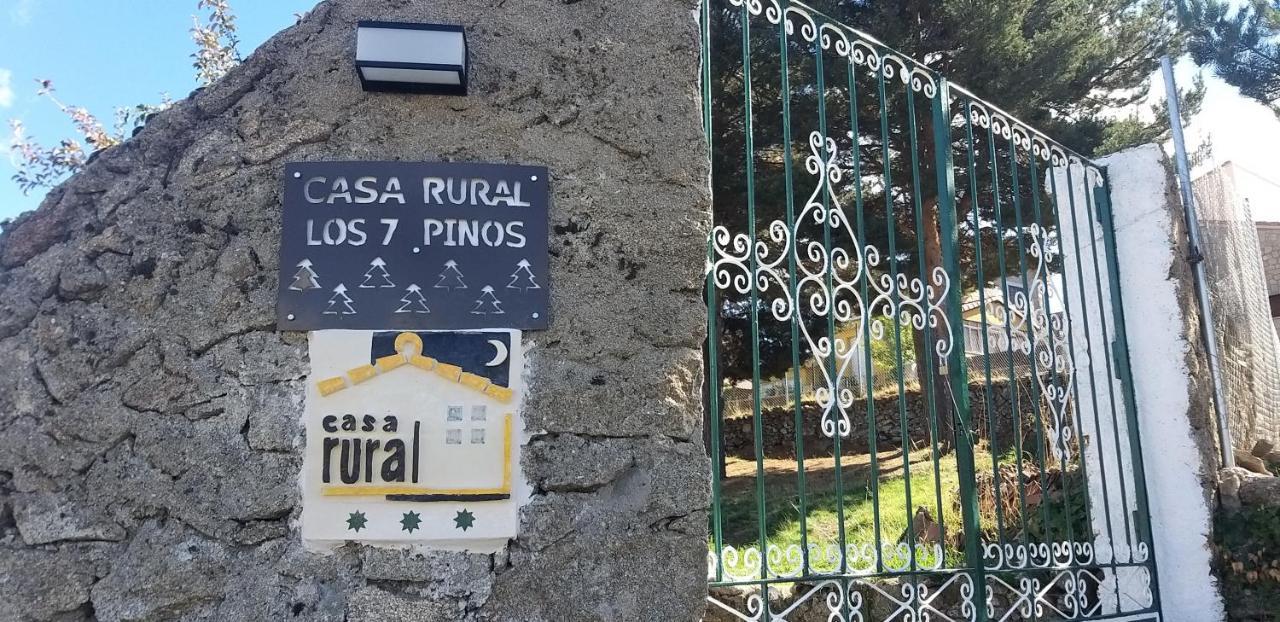 Casa Rural Los 7 Pinos De Gredos نافاريدوندا دي غريدوس المظهر الخارجي الصورة